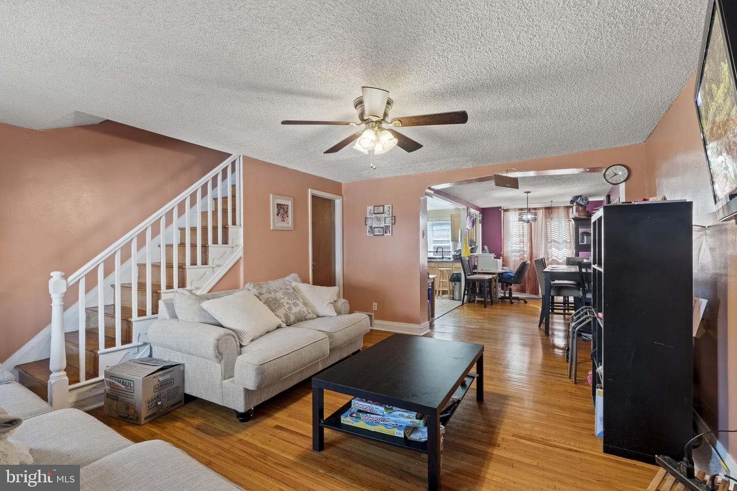 3902 Elsinore Street photo 3