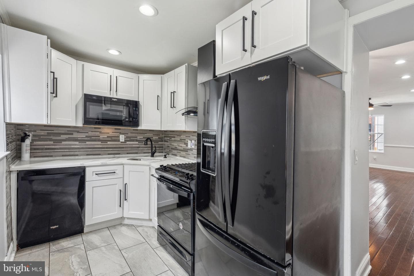 1450 N Marston Street photo 16