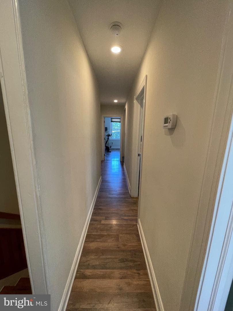 8129 Pine Road photo 16