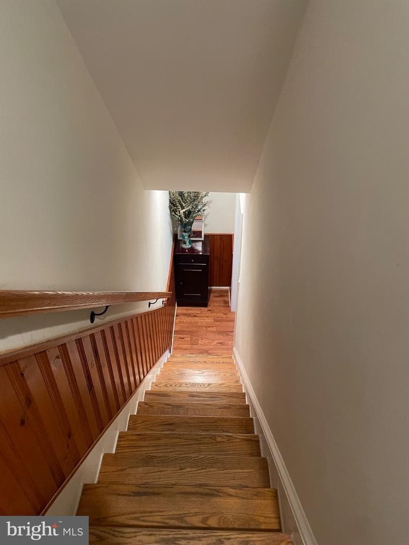 8129 Pine Road photo 29