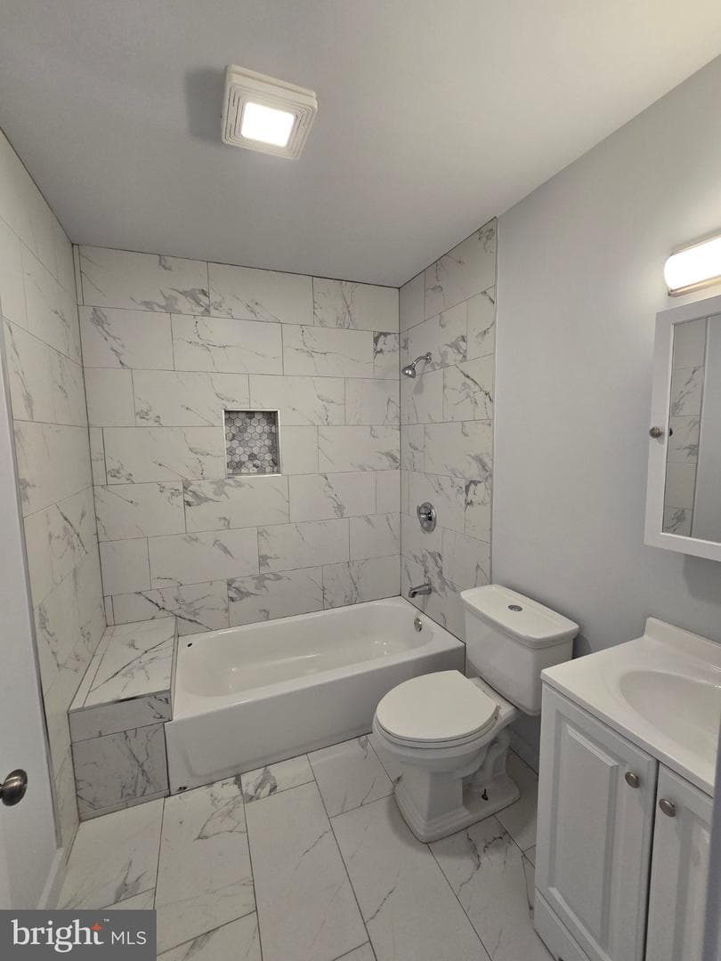 2161 W Grange Avenue, Philadelphia