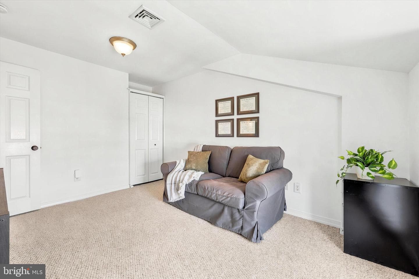184 Conarroe Street photo 31