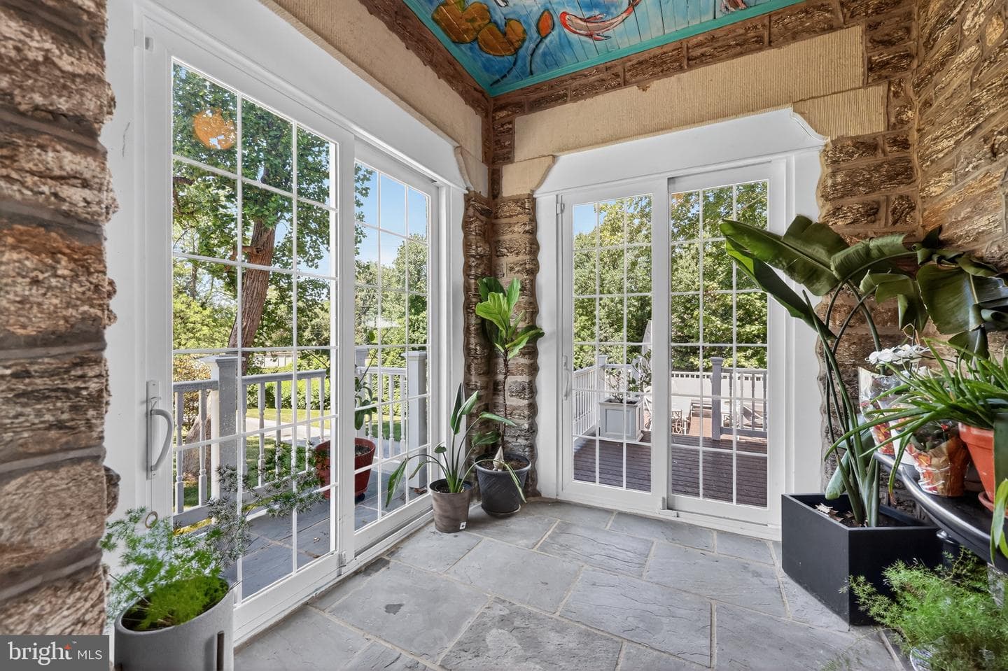 329 Pelham Road photo 32