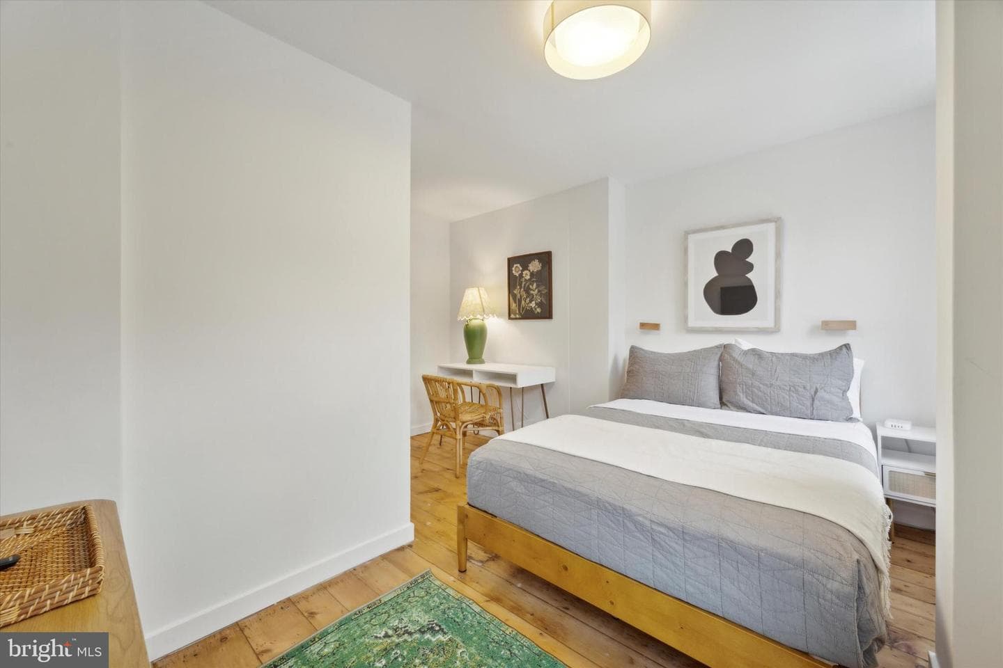 110 W Wildey Street photo 10