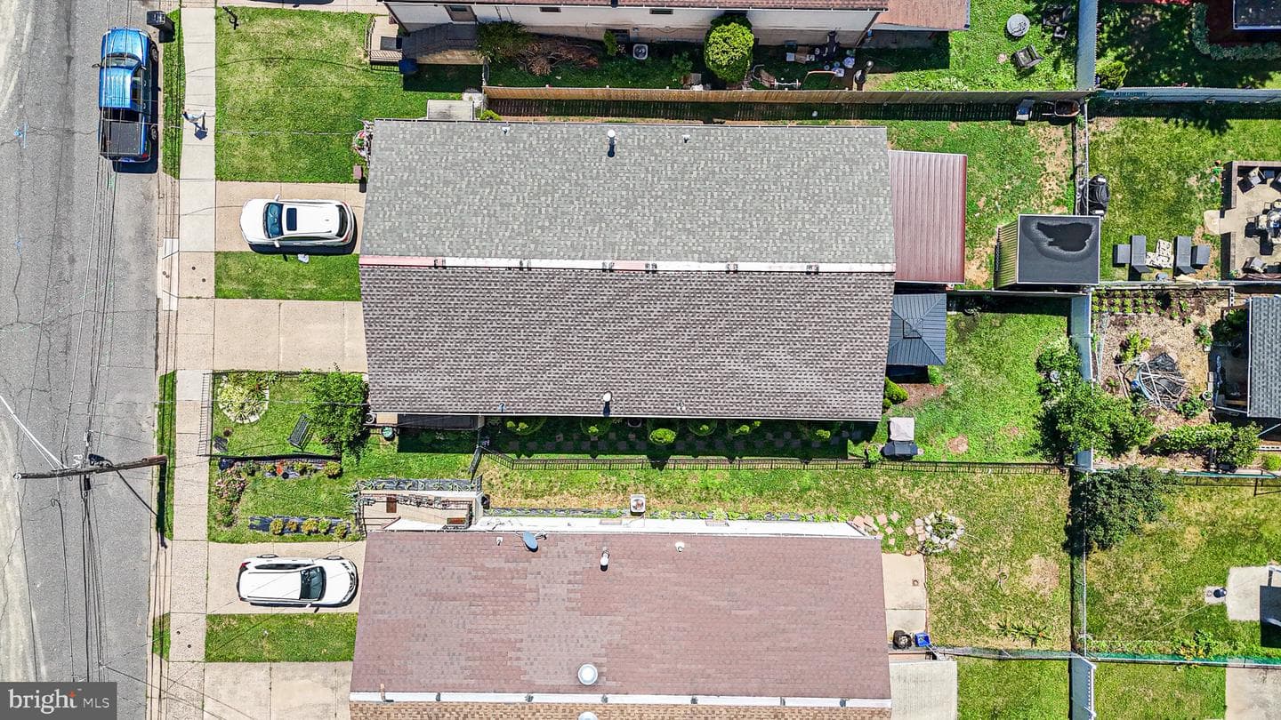 720 Princeton Avenue photo 30