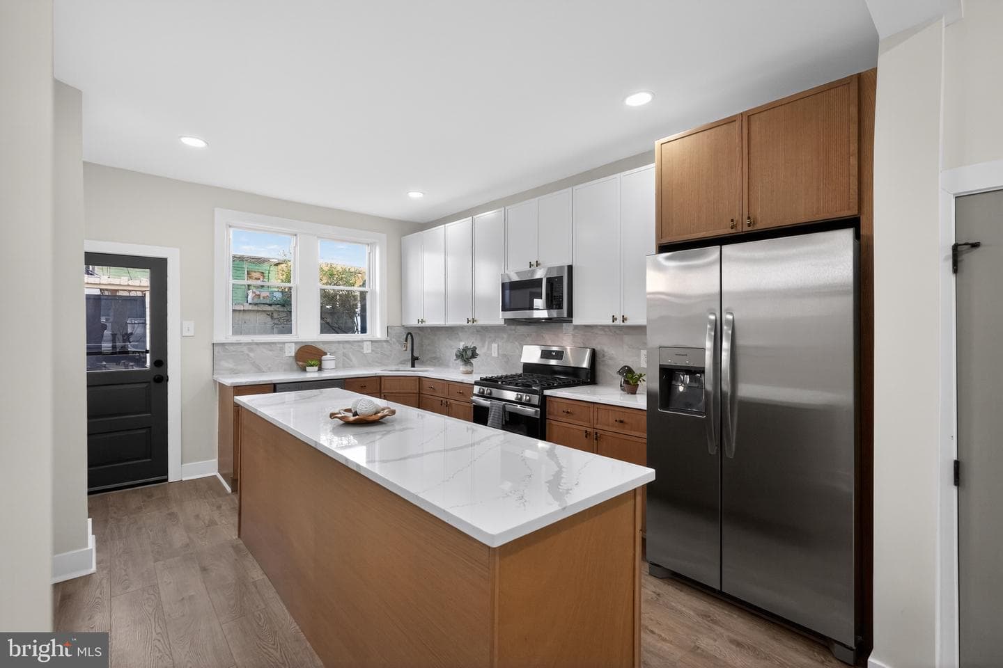 2221 S Carlisle Street photo 11