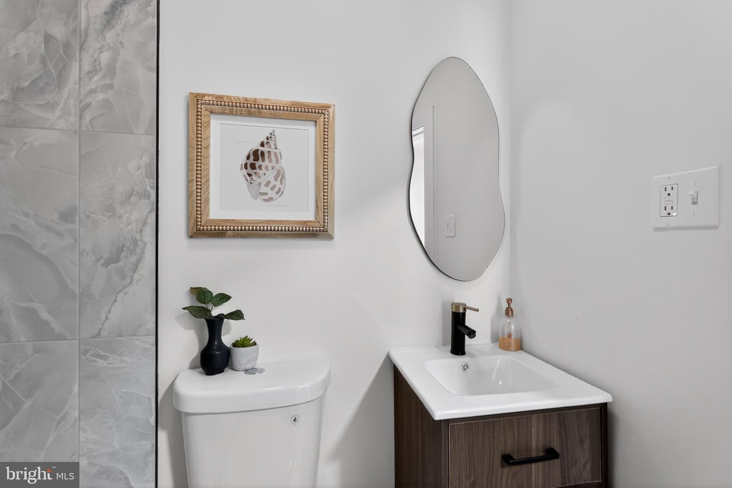 2221 S Carlisle Street photo 19