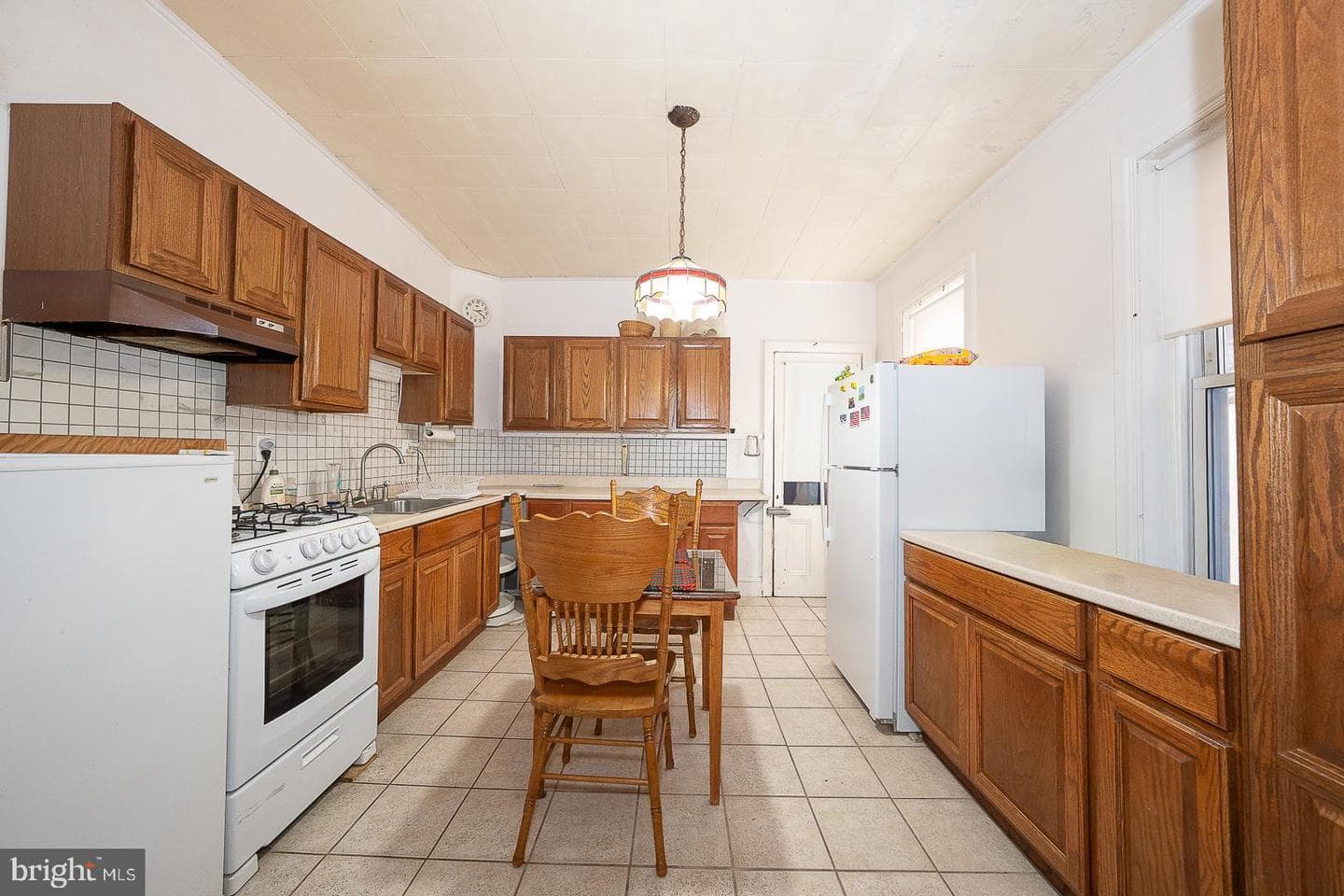 869 N 25th Street photo 14