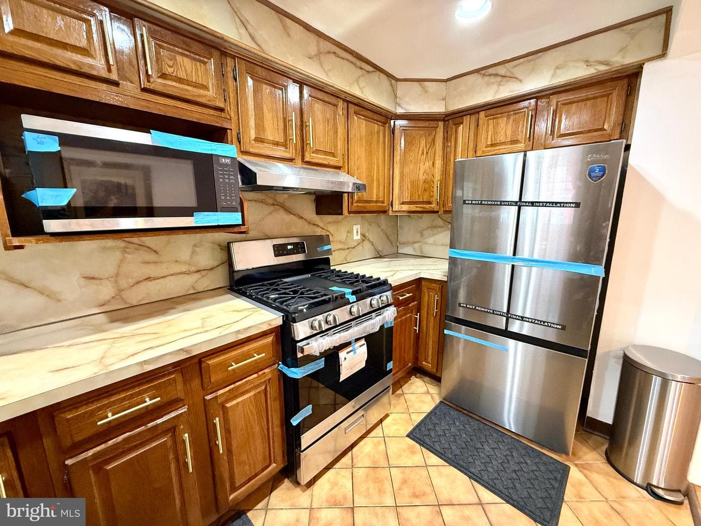 1106 E Hortter Street photo 12