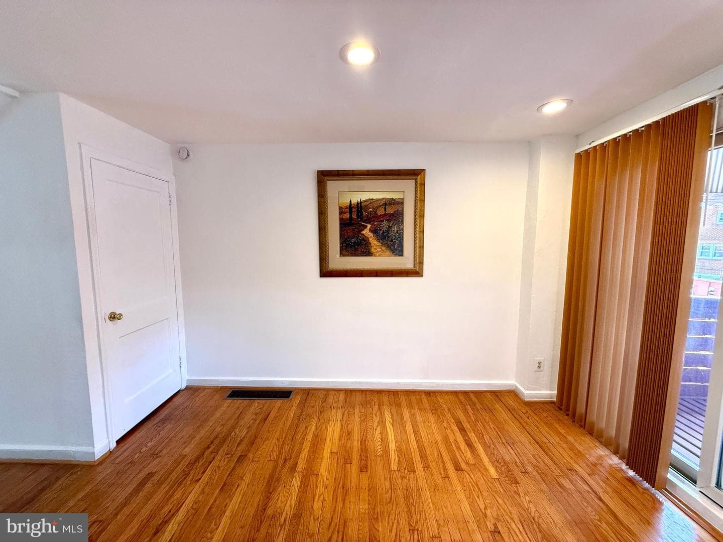 1106 E Hortter Street photo 8