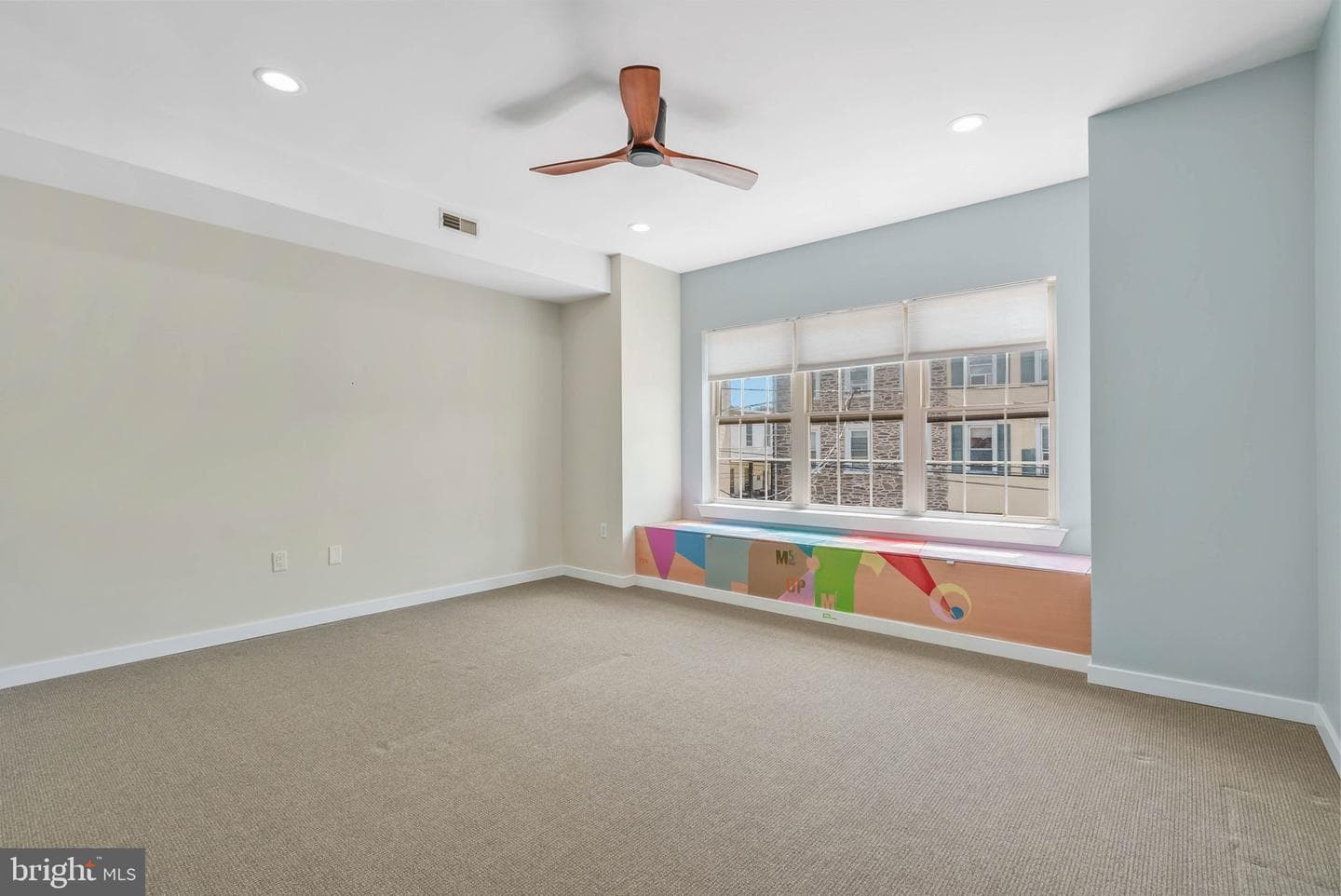 134 Dupont Street photo 16