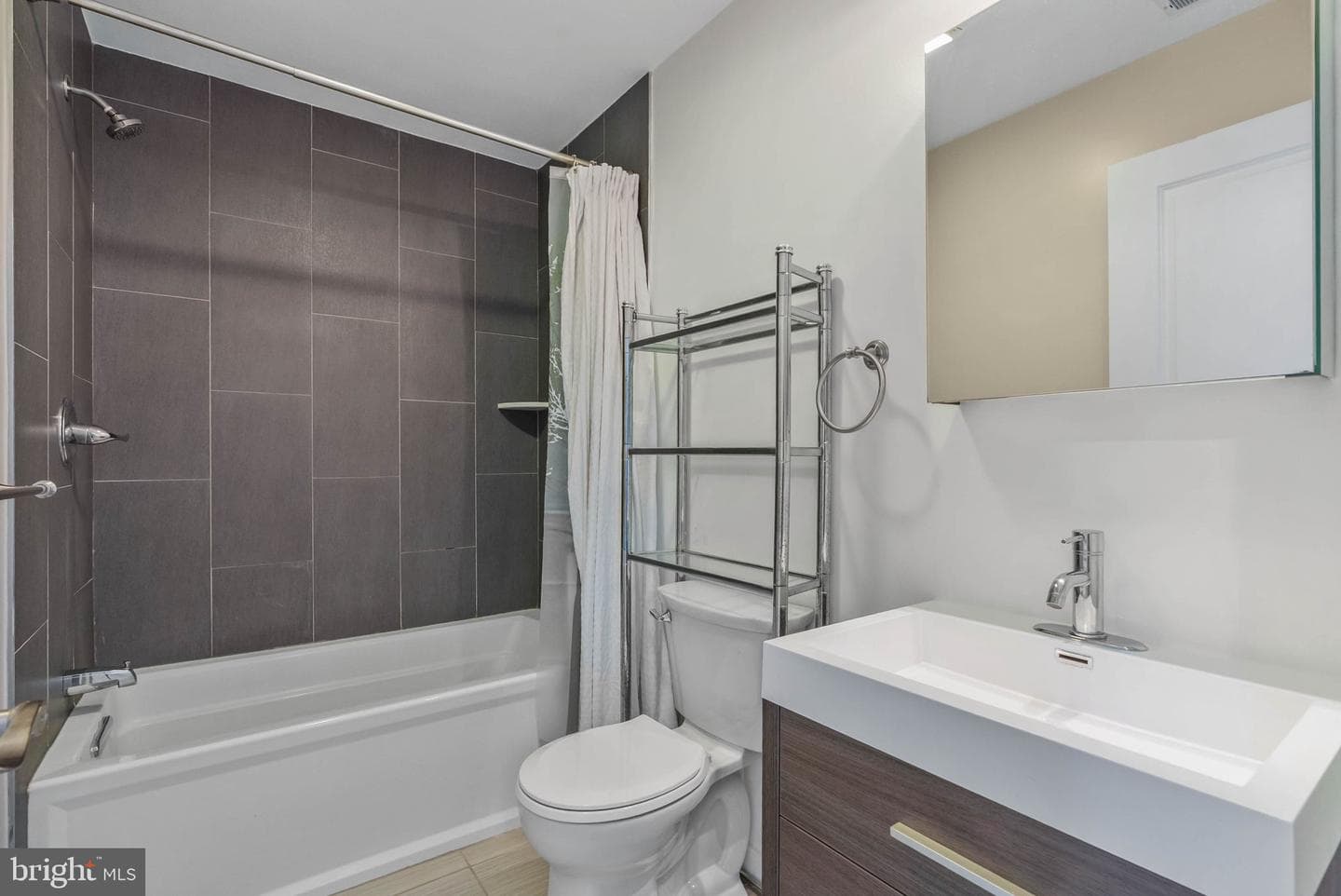 134 Dupont Street photo 18