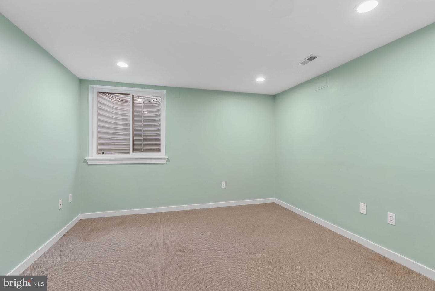 134 Dupont Street photo 34