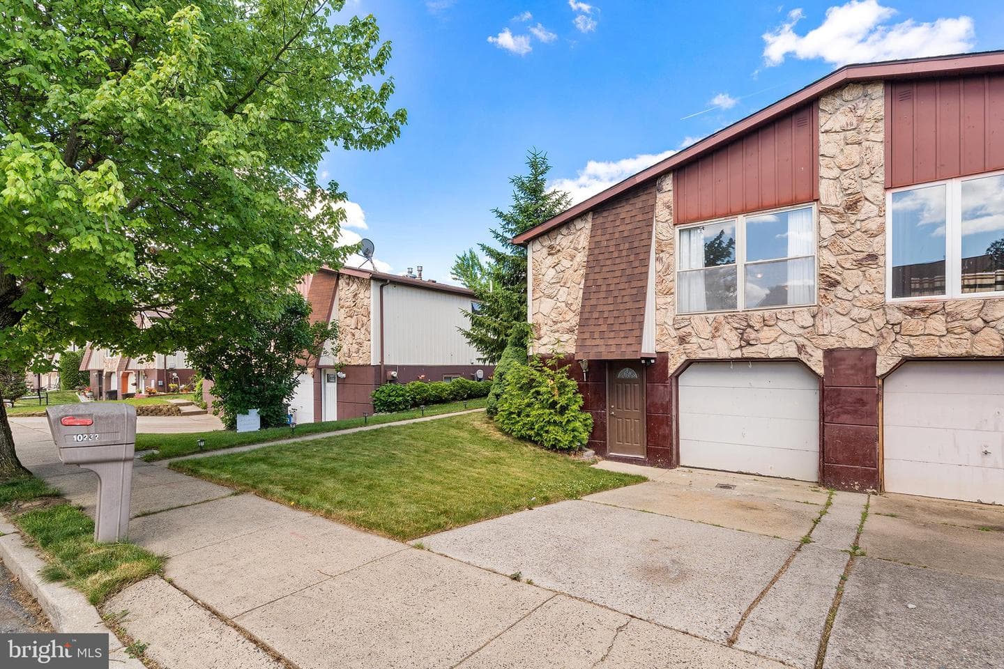 10232 Rubin Lane photo 3