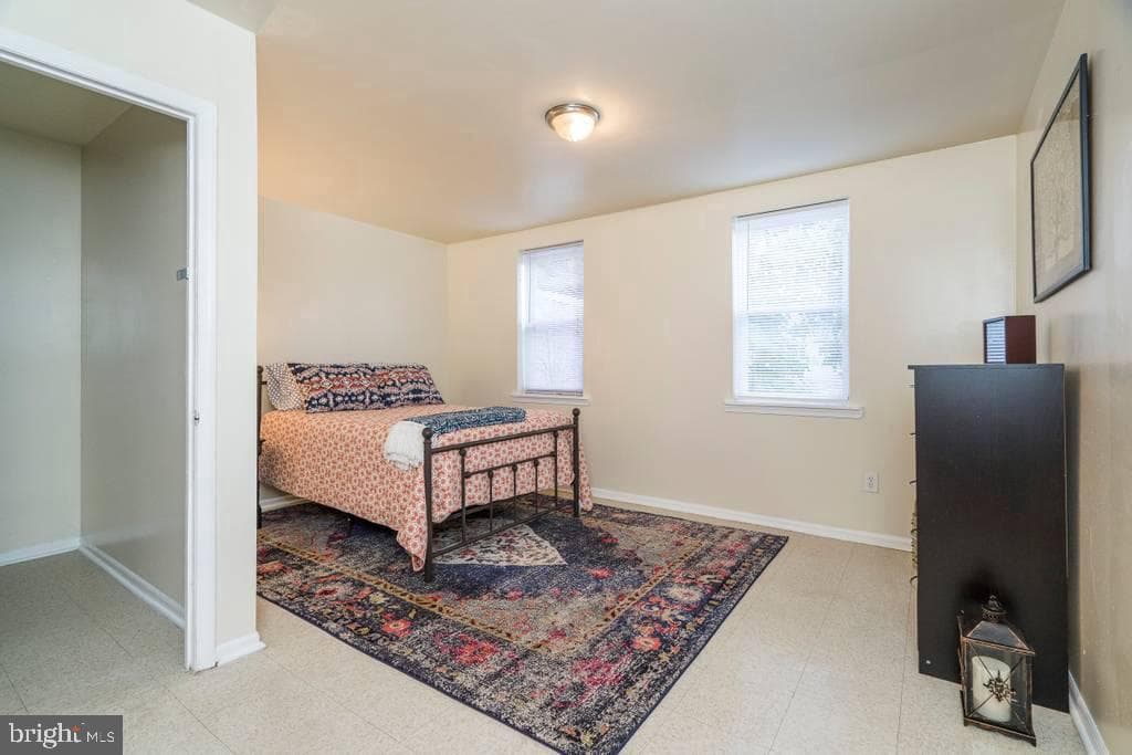 1619 W Master Street photo 13
