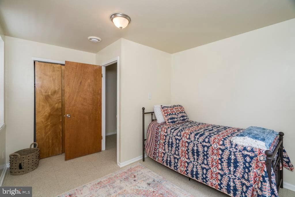 1619 W Master Street photo 18