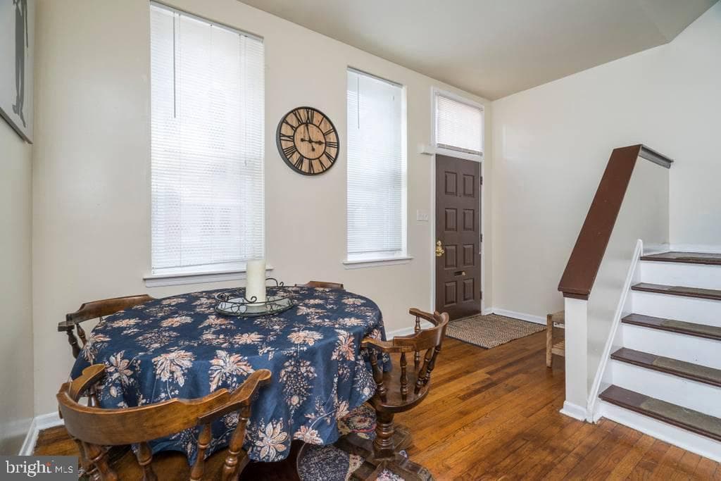 1619 W Master Street photo 5