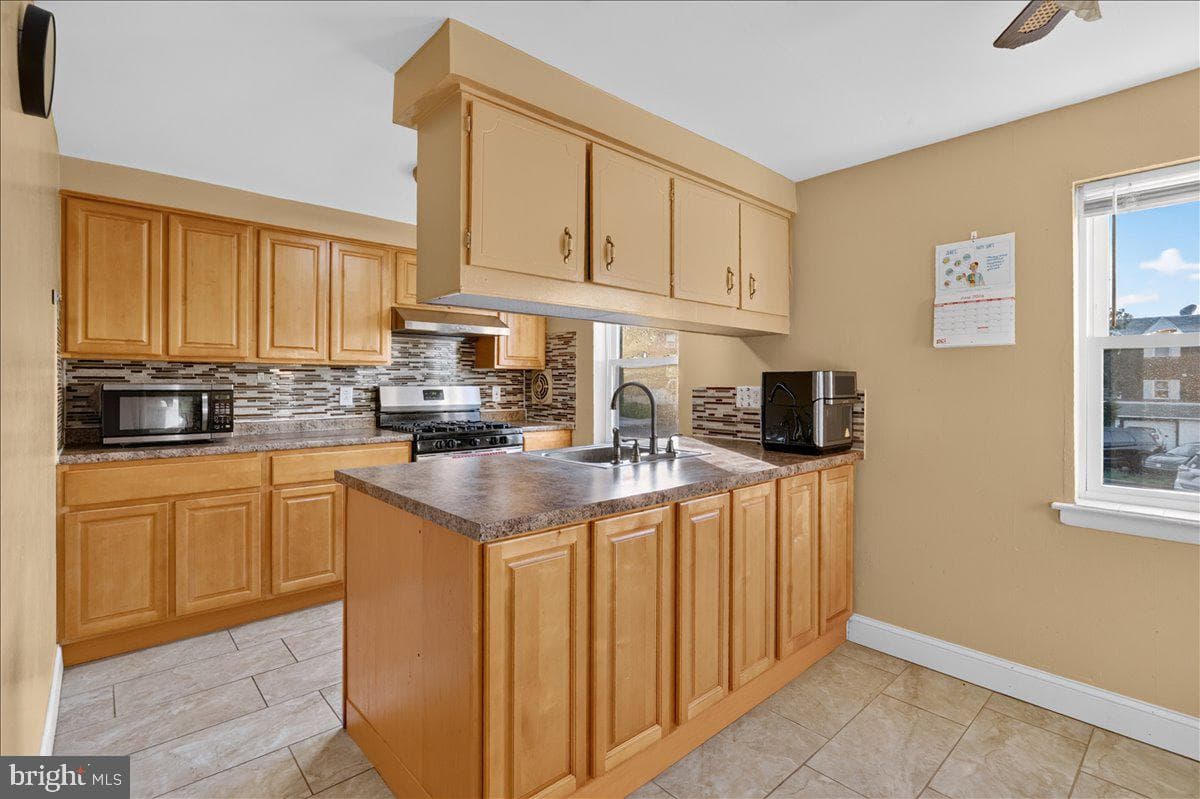 634 Lawler Place photo 11