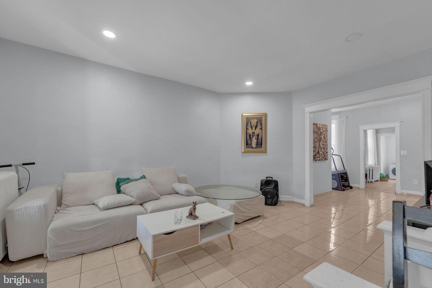 229 E Rockland Street photo 3