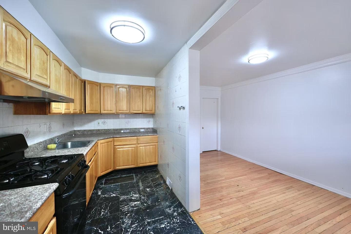 2166 Knorr Street photo 19