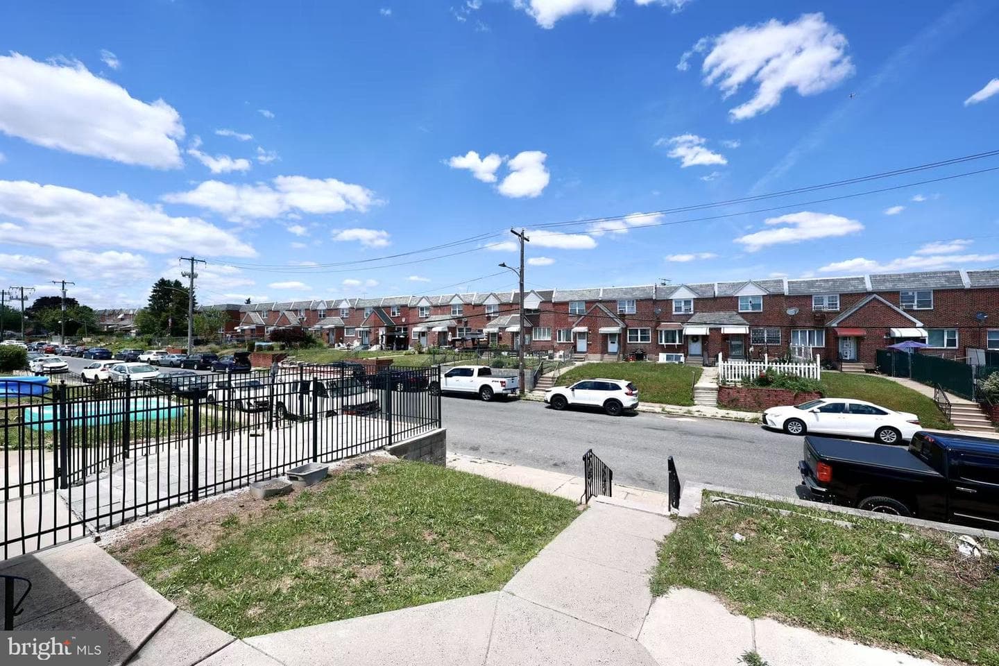 2166 Knorr Street photo 6