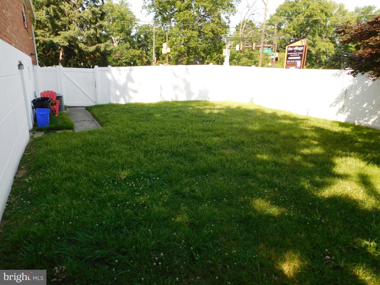 8000 Stenton Avenue photo 30