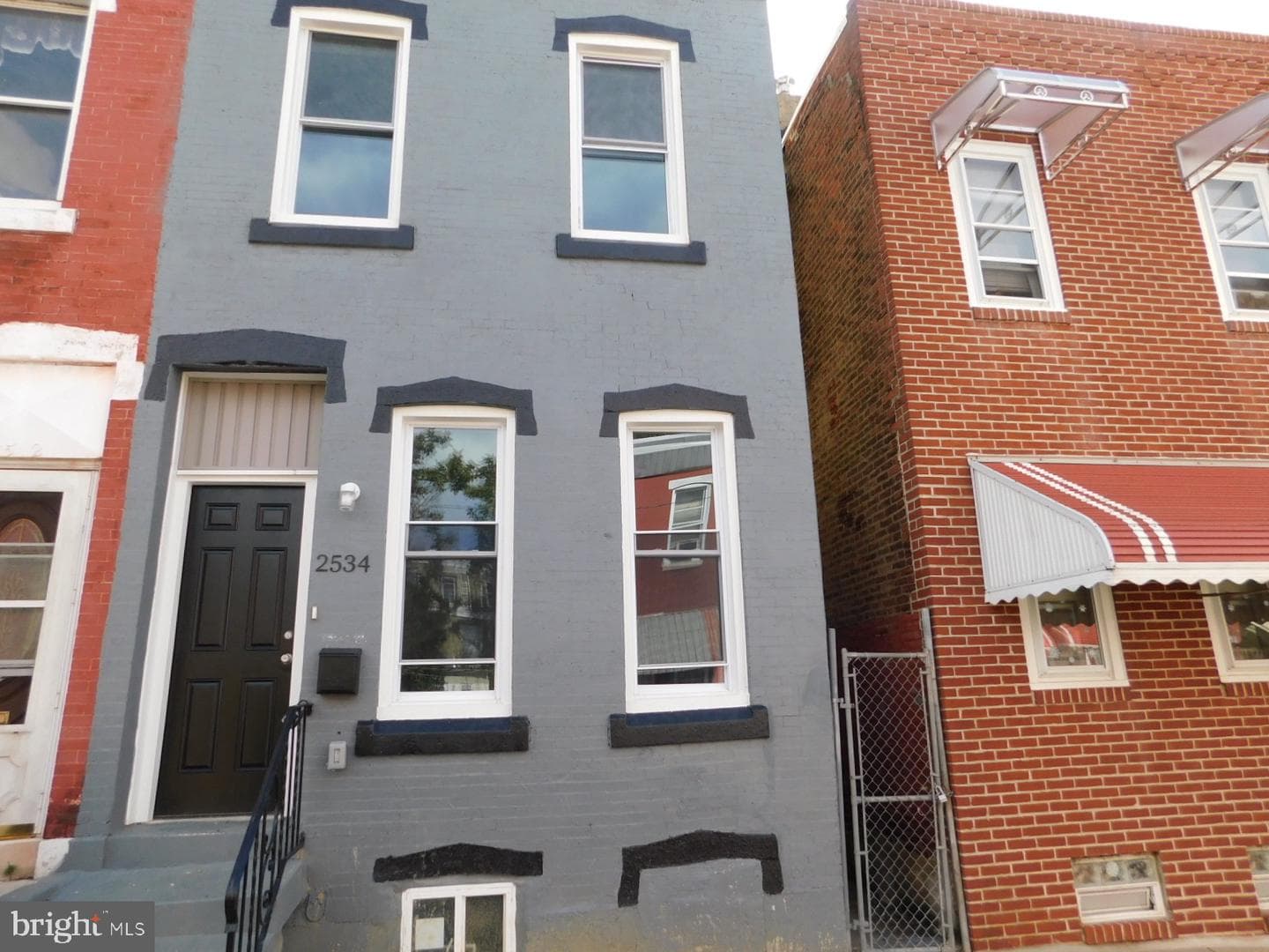 2534 Nicholas Street photo 1