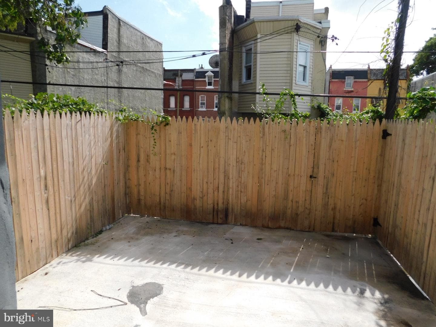 2534 Nicholas Street photo 5