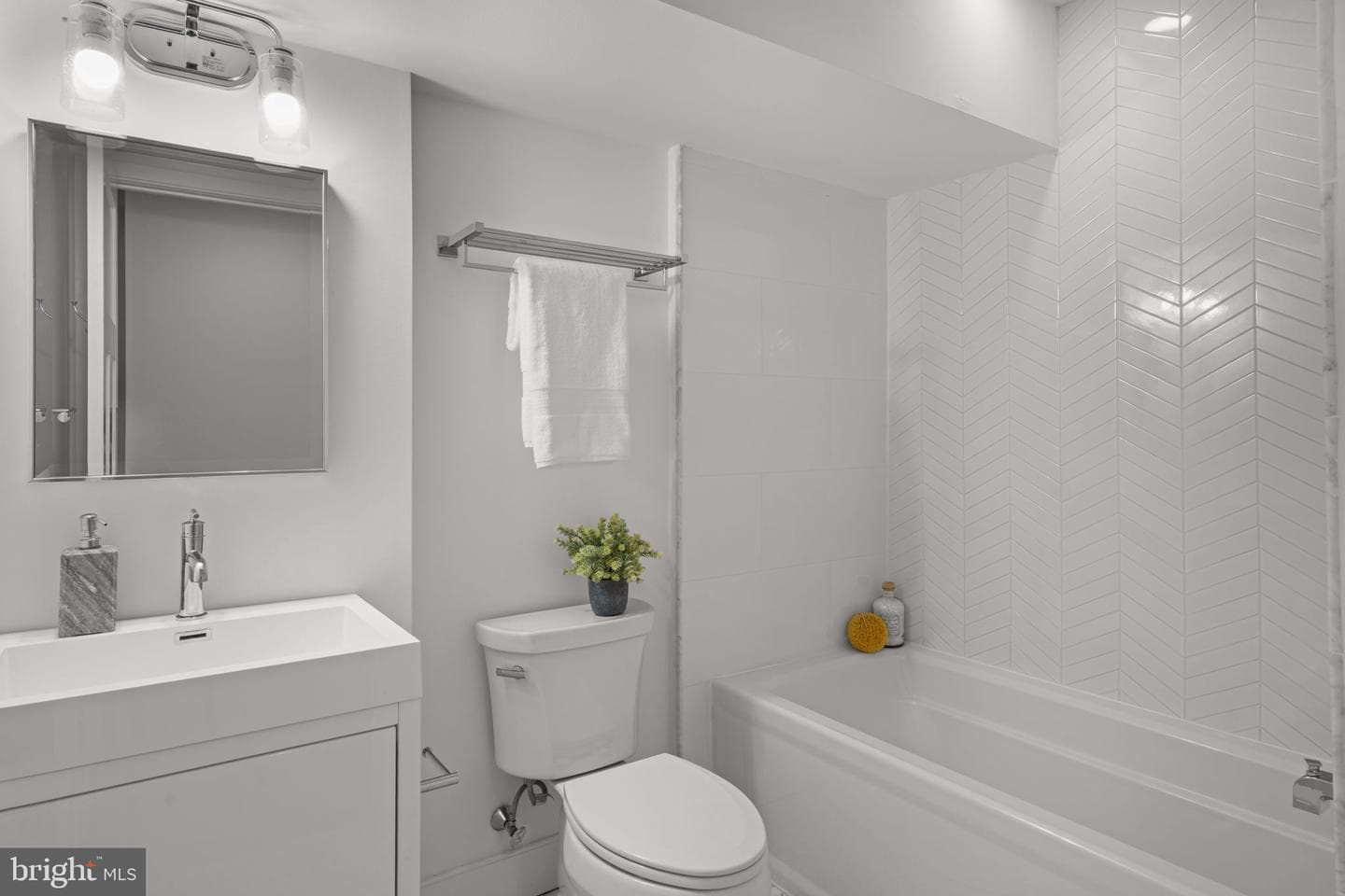 1419 Orange Street photo 18