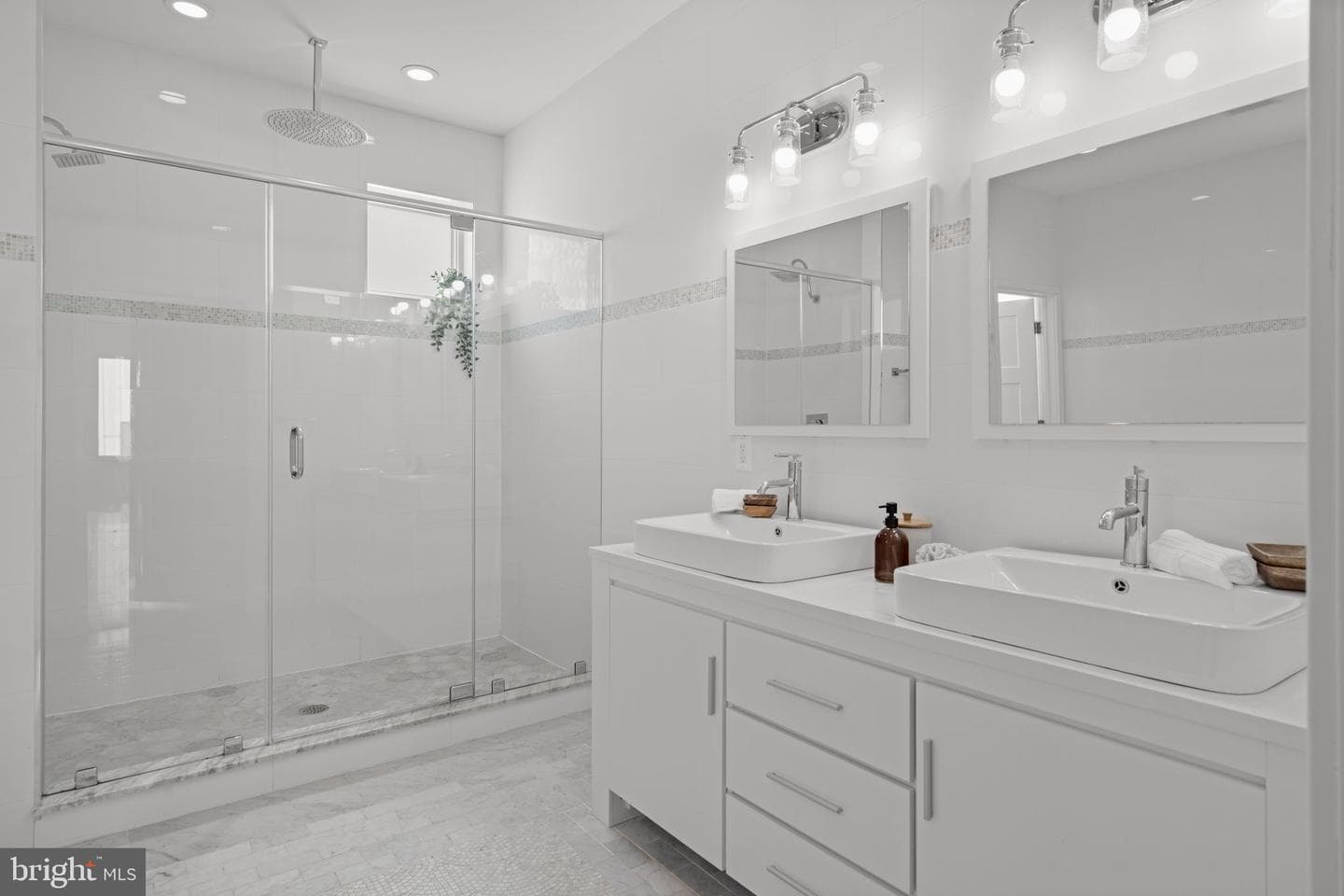 1419 Orange Street photo 33