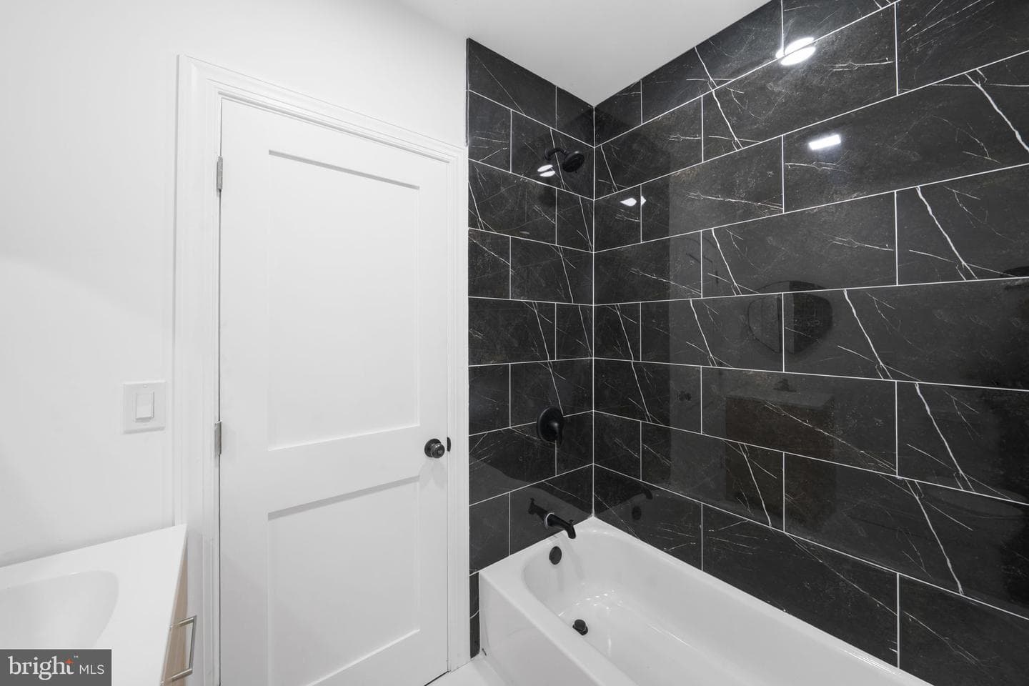731 E Rittenhouse Street photo 20