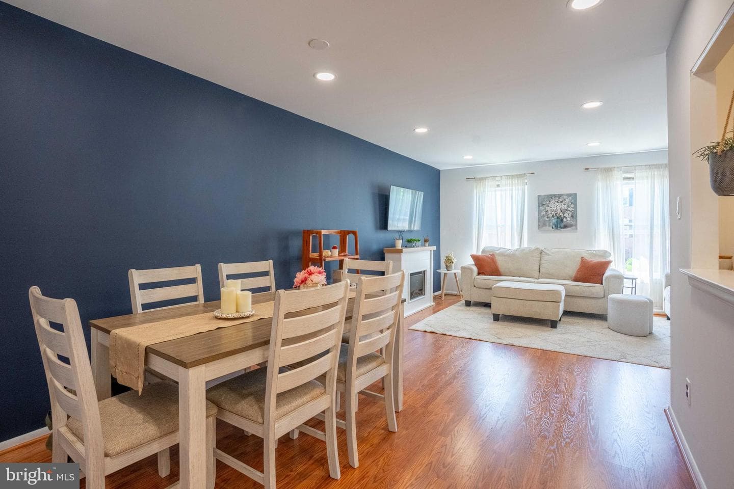 221 Goodford Road photo 7