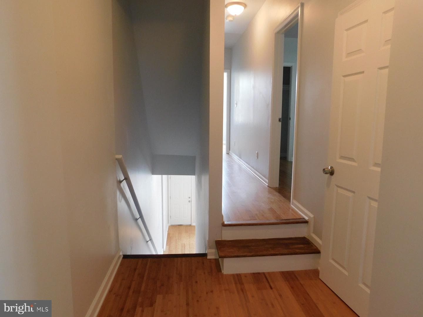 2943 W Diamond Street photo 9