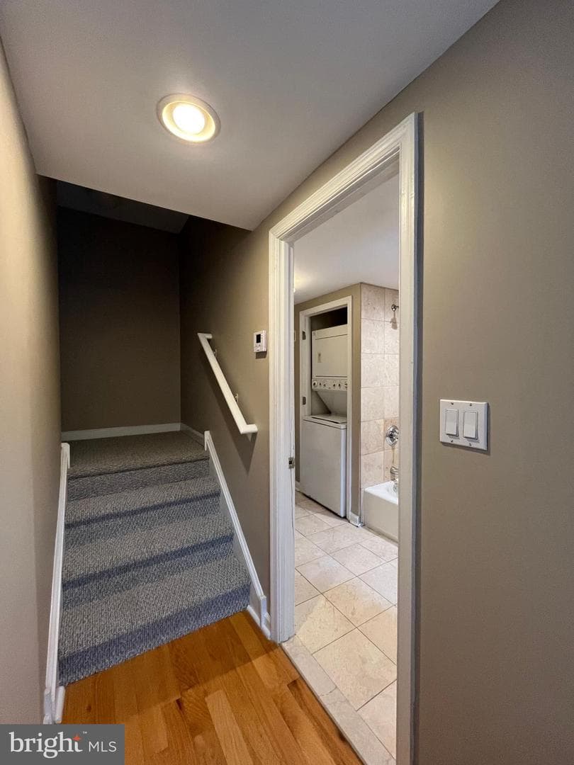 1027 N 4th Street #h photo 11