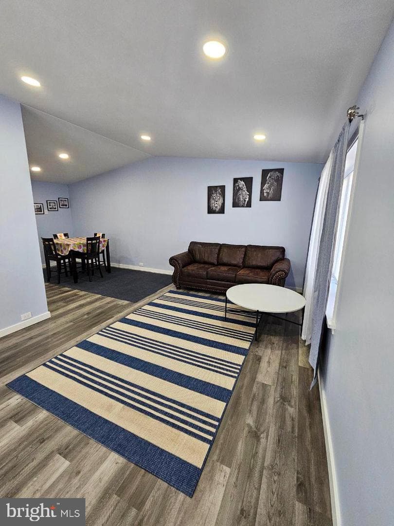 2680 Tremont Street photo 4