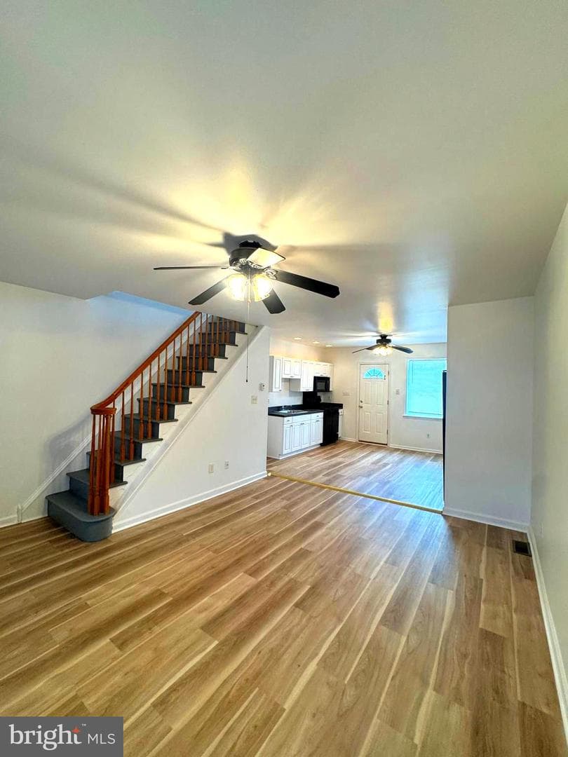 2731 S Fairhill Street photo 3