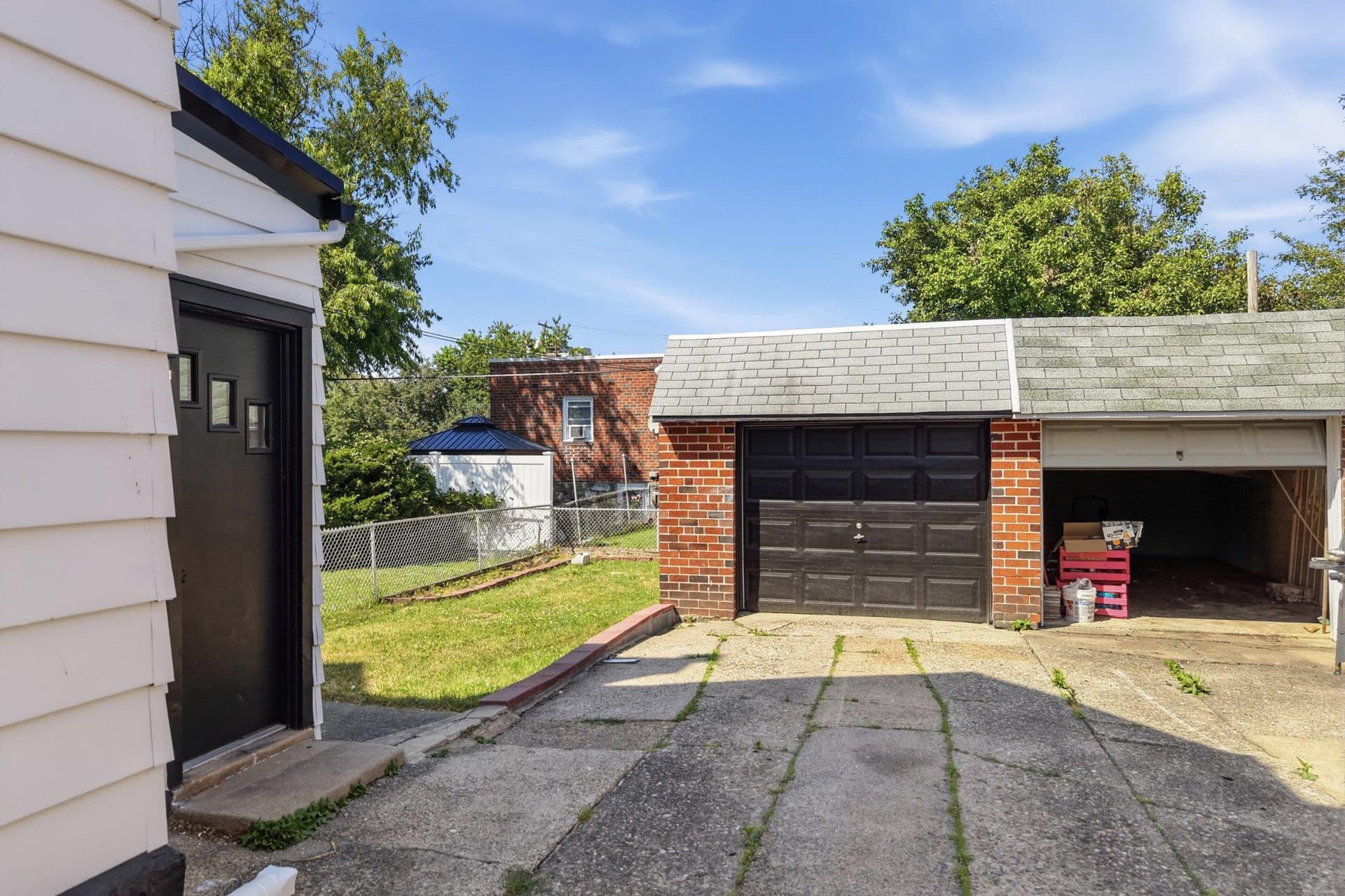 917 Oakmont Street photo 3