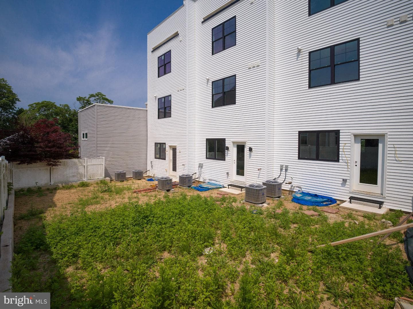 303 Fountain Street photo 11