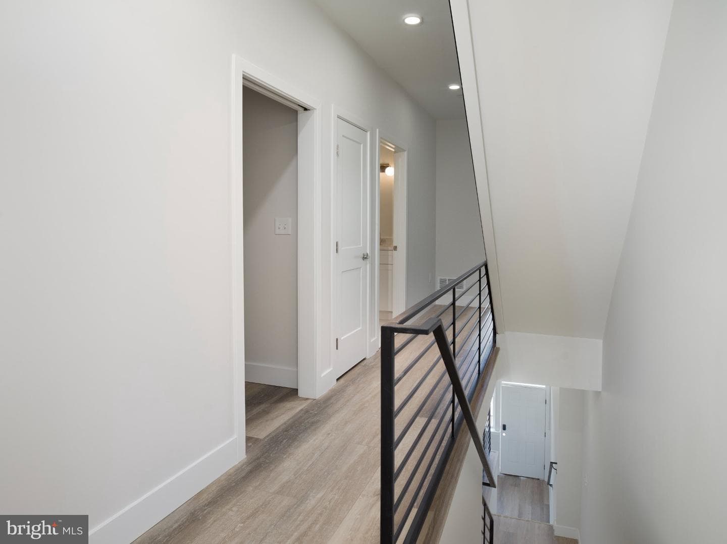 303 Fountain Street photo 13