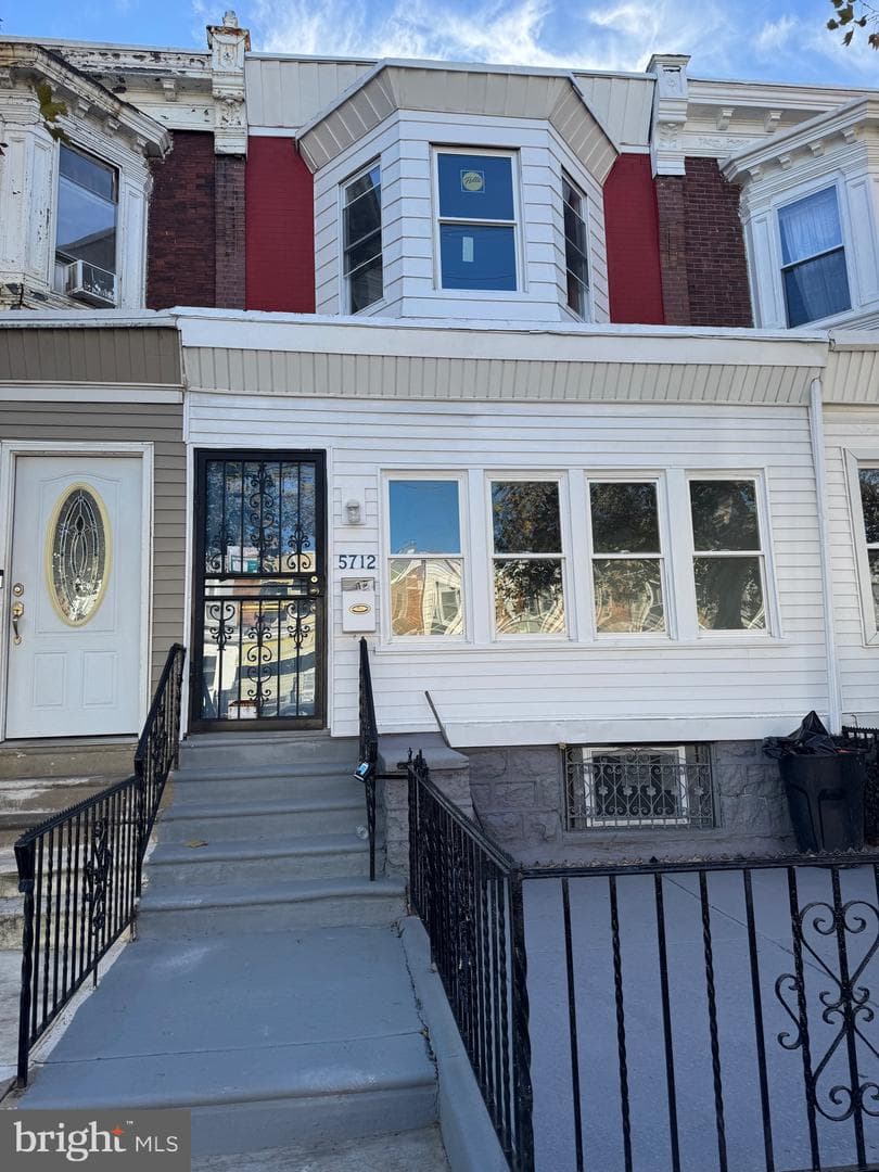 5712 Springfield Avenue, Philadelphia