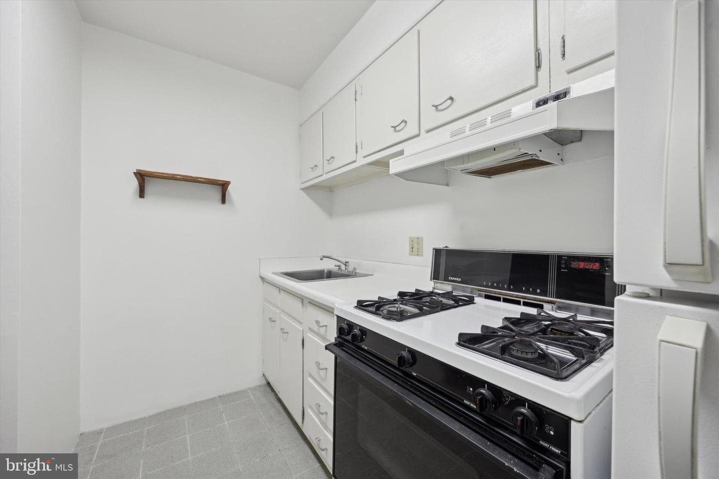 604 S Washington Square #804 photo 10