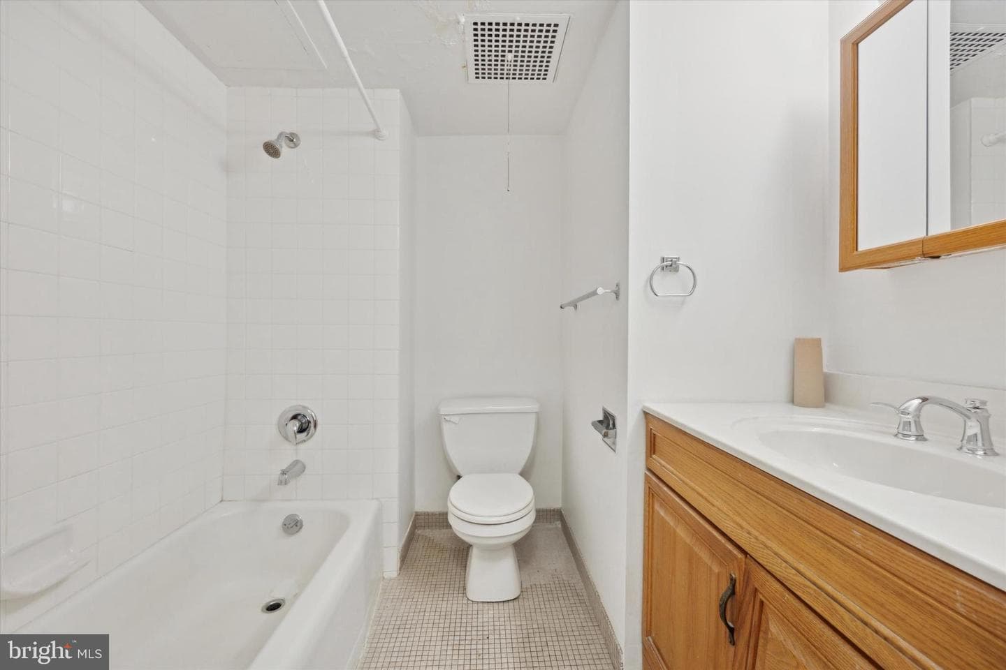 604 S Washington Square #804 photo 12