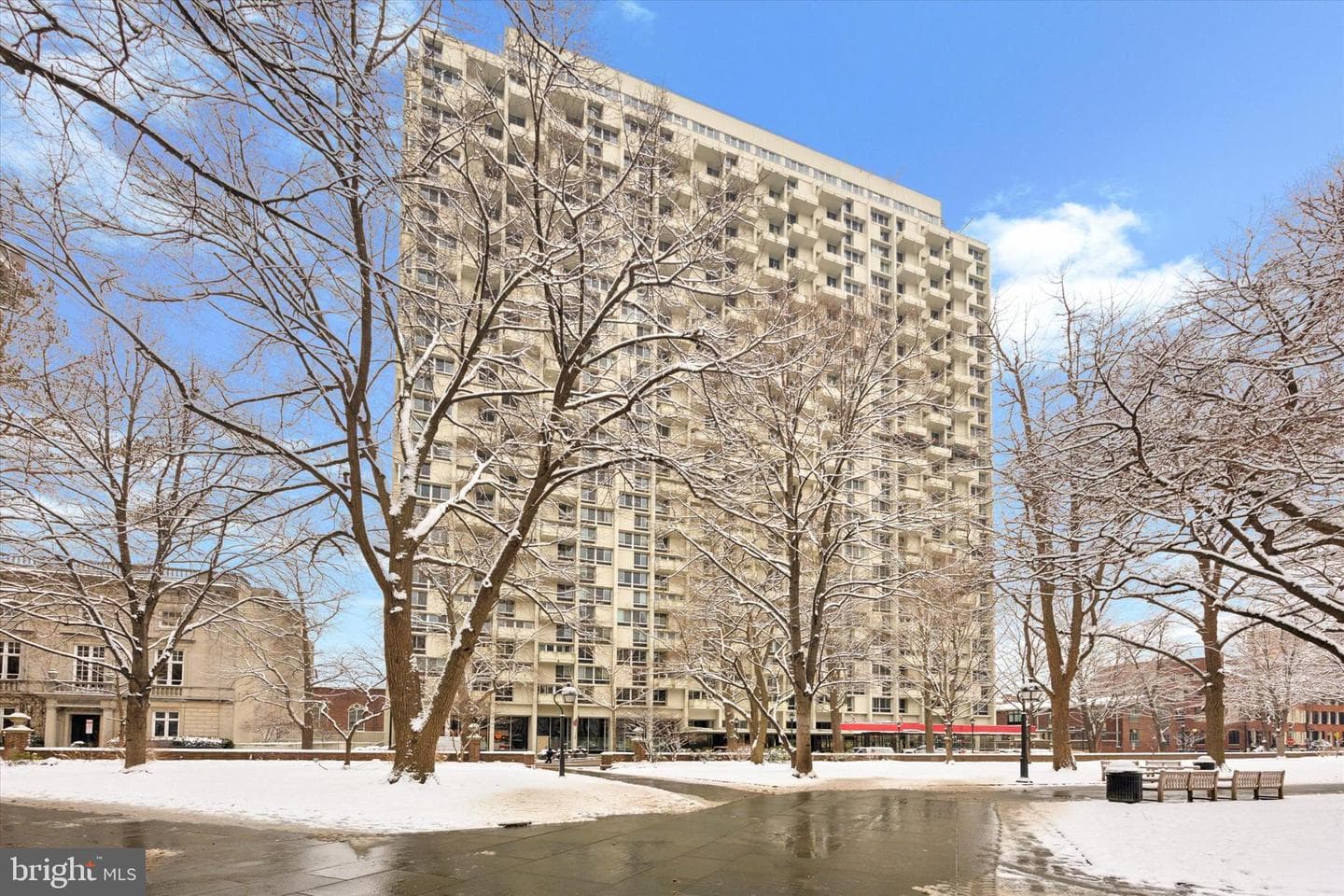 604 S Washington Square #804 photo 14