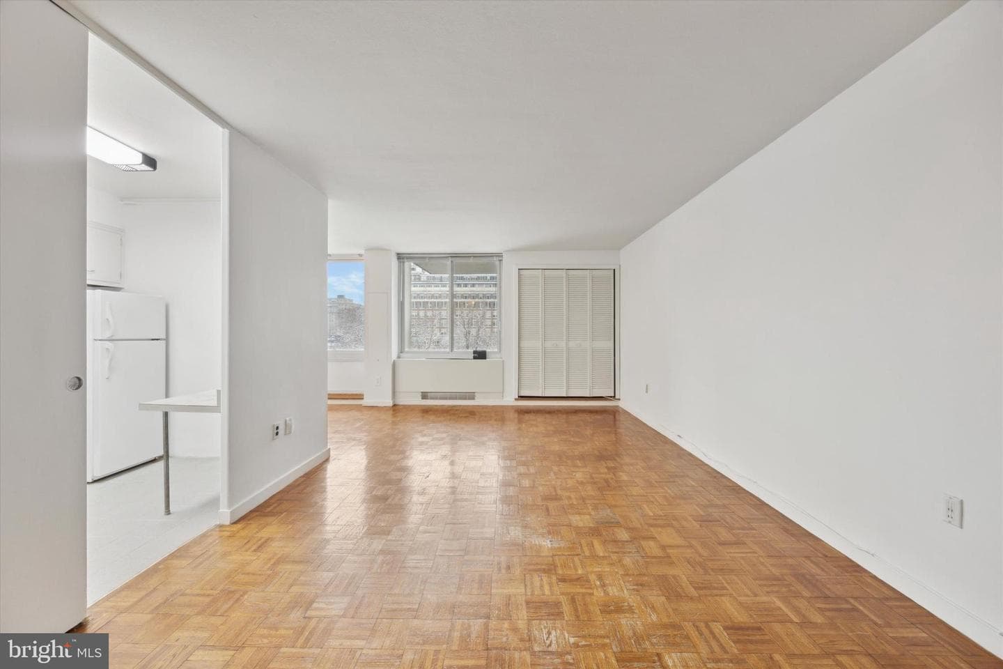604 S Washington Square #804 photo 3