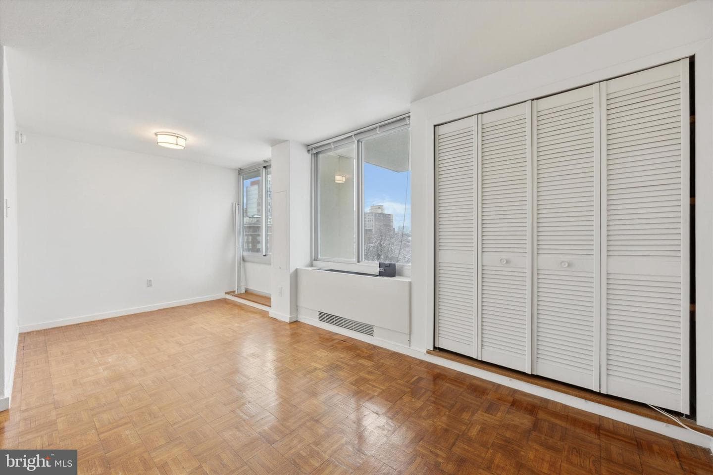 604 S Washington Square #804 photo 6
