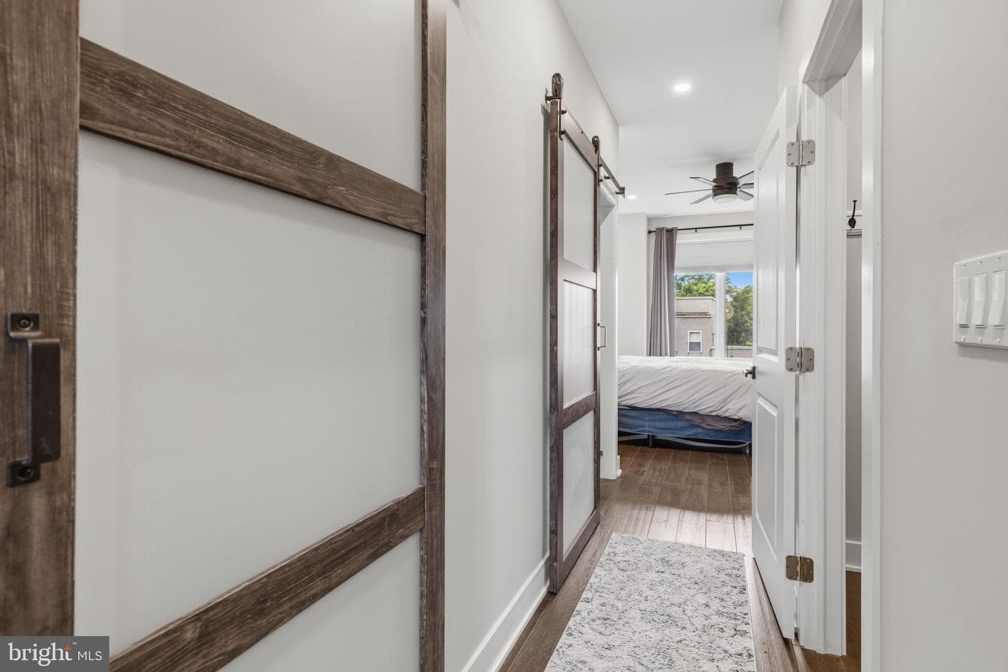 3041 W Harper Street photo 15
