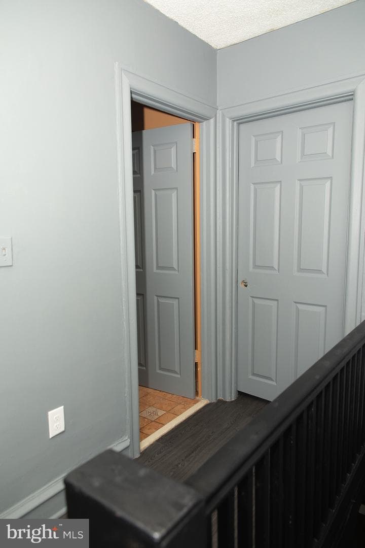 4209 Benner Street photo 21
