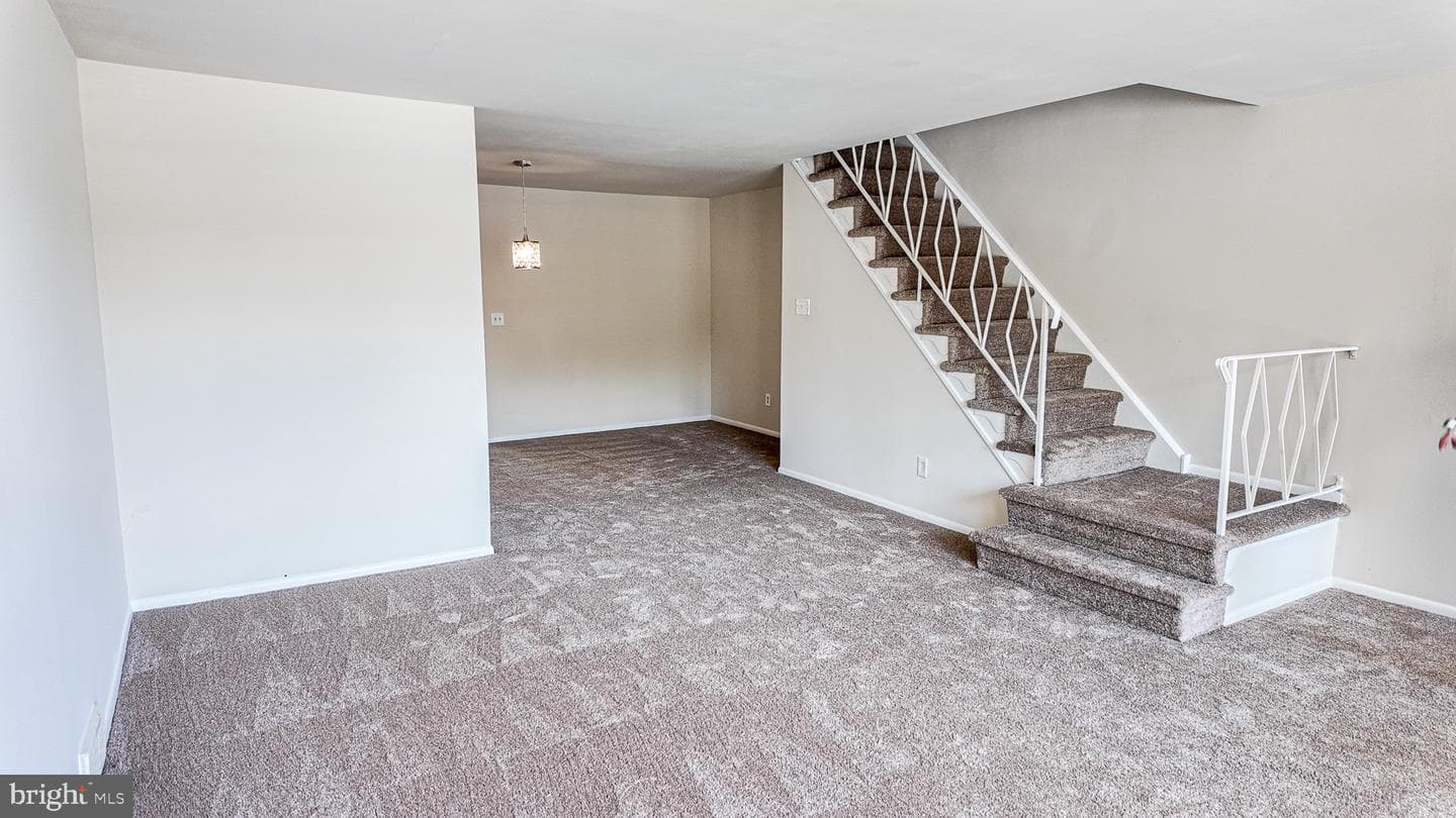 3403 Amity Road photo 7