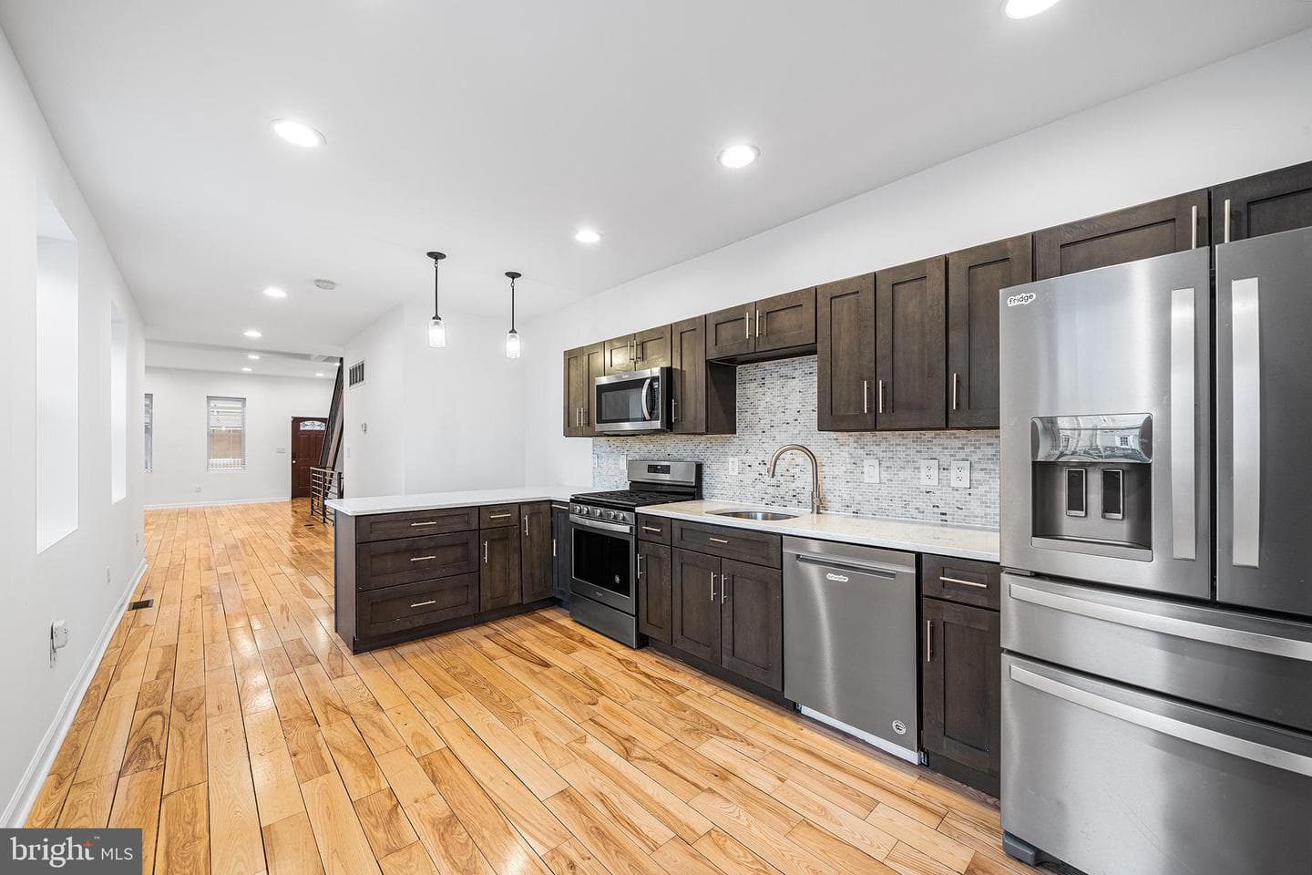4047 Green Street photo 15
