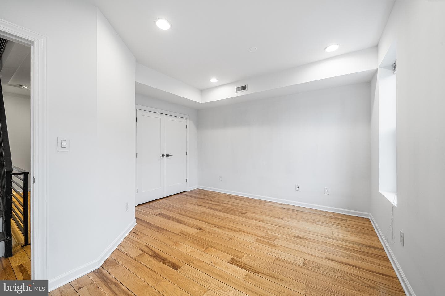 4047 Green Street photo 23